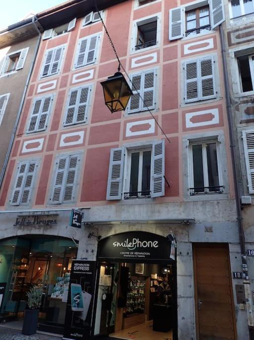 Appartement Plein De Charme - Coeur Vieille Ville Annecy Luaran gambar